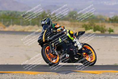 media/Oct-09-2022-SoCal Trackdays (Sun) [[95640aeeb6]]/Turn 3 (930am)/